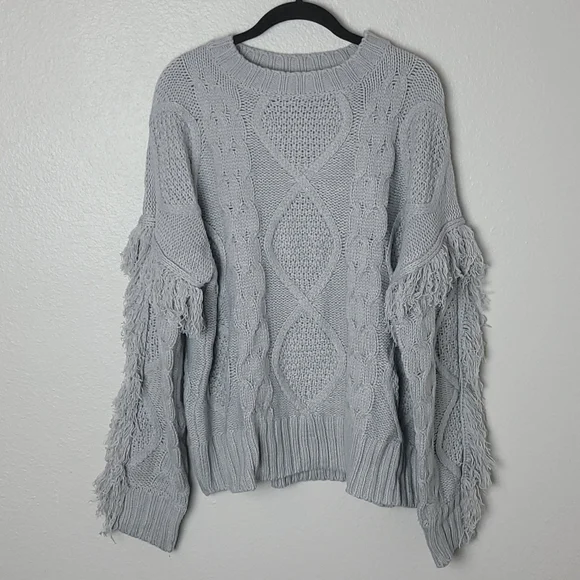 &merci Boho Sweater Cable Knit Bodice Fringe Sleeves Ribbed Hem Size Large Gray - Picture 2 of 11